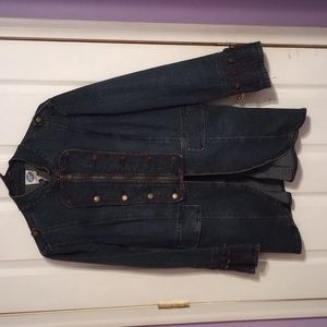 Woman's jean jacket sz medium